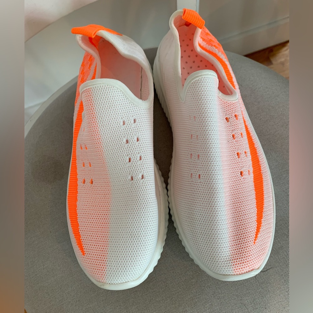 Mesh Neon shoes